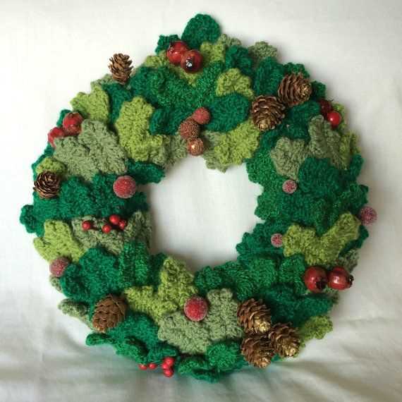 Unique Patterns For Festive Knitted Christmas Wreaths