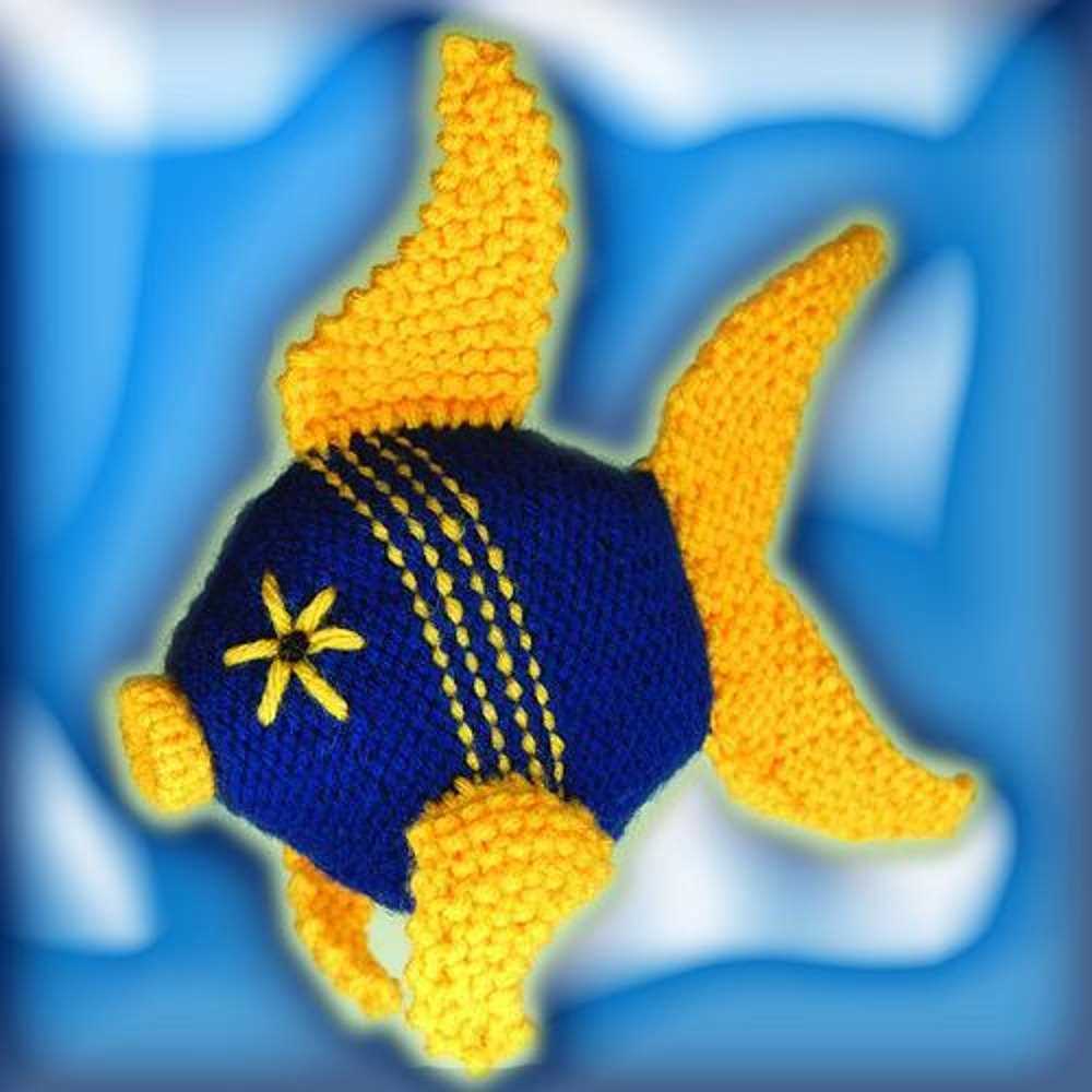 Knitting fish pattern