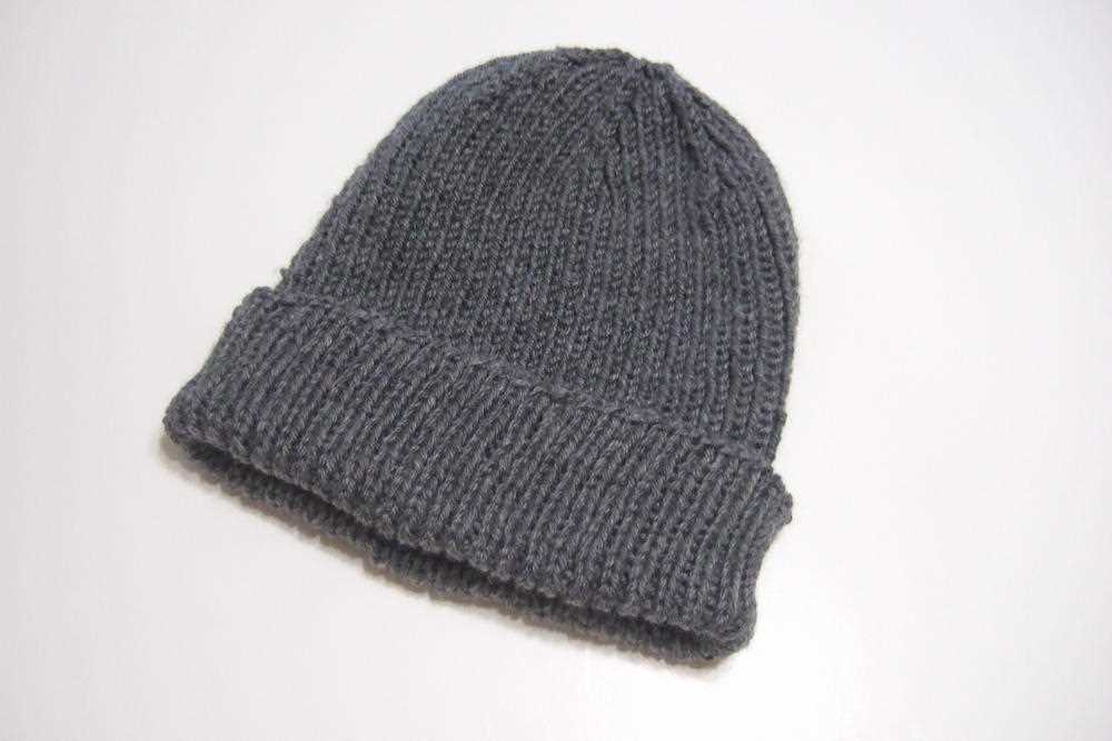 Free knitting pattern for men's beanie hat