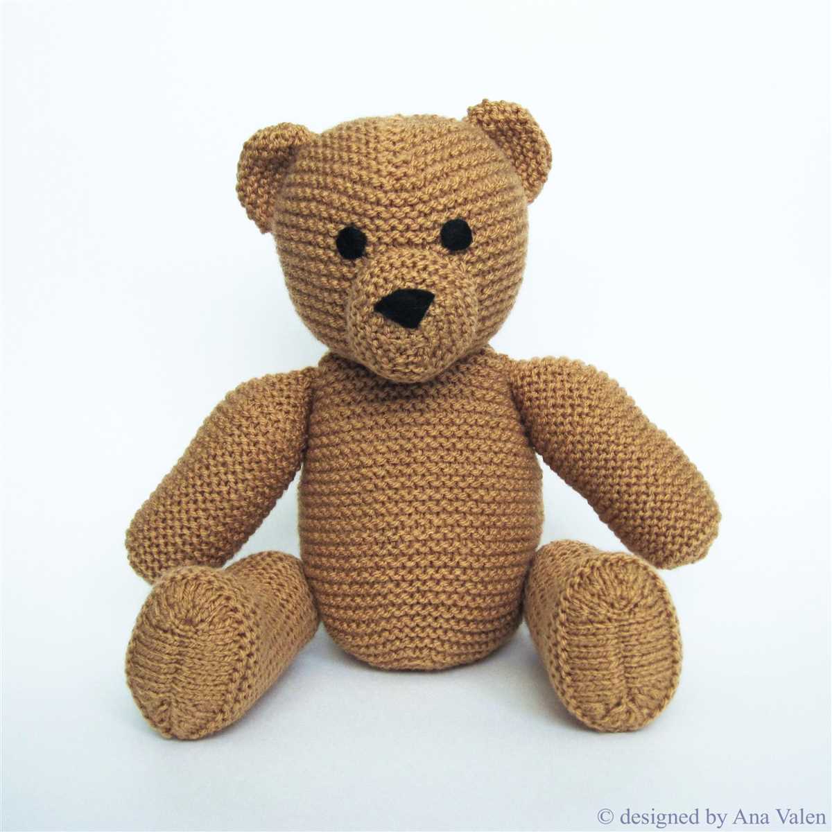 Knit teddy bear pattern
