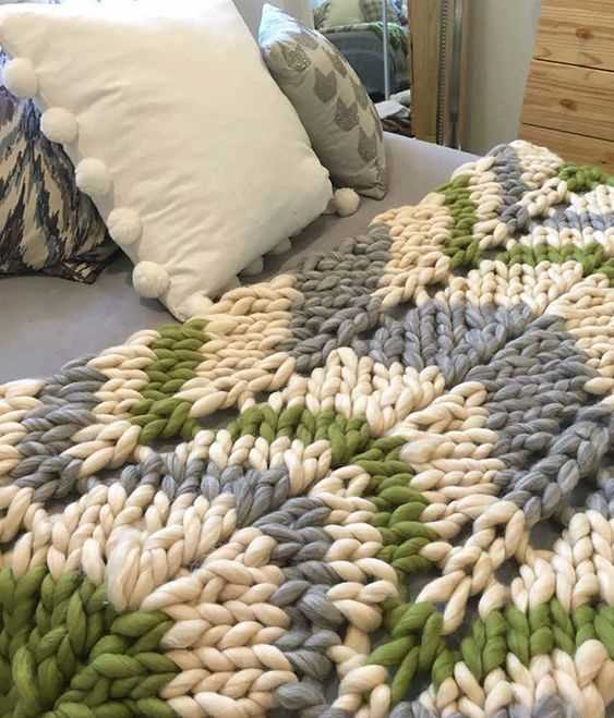 Jumbo yarn blanket knitting pattern