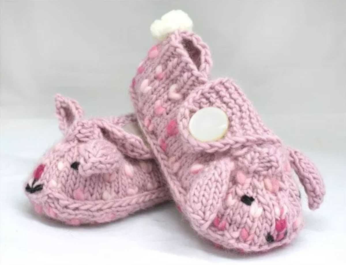 Knitted bunny slippers pattern free