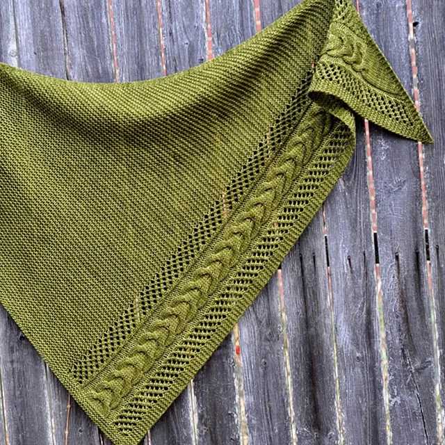 Diagonal shawl knitting pattern