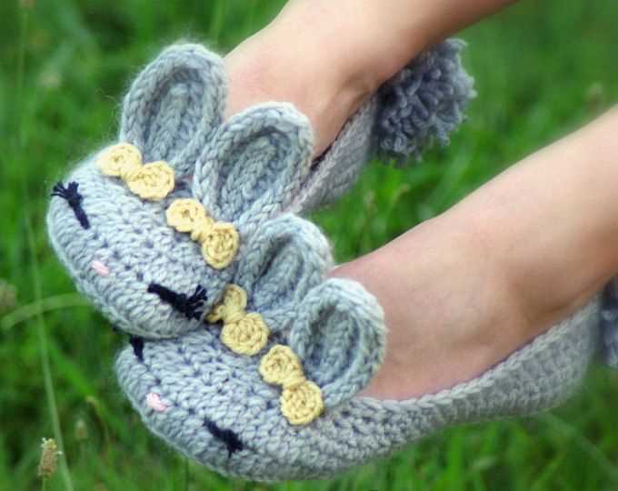 Knitted bunny slippers pattern free