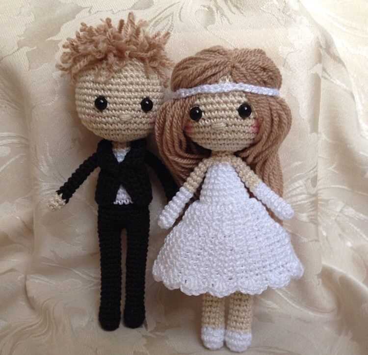 Bride and groom knitting pattern
