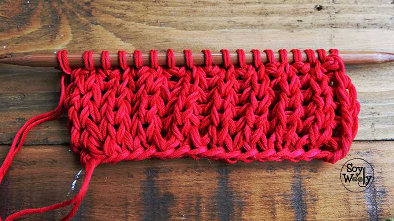 Cable knit square pattern