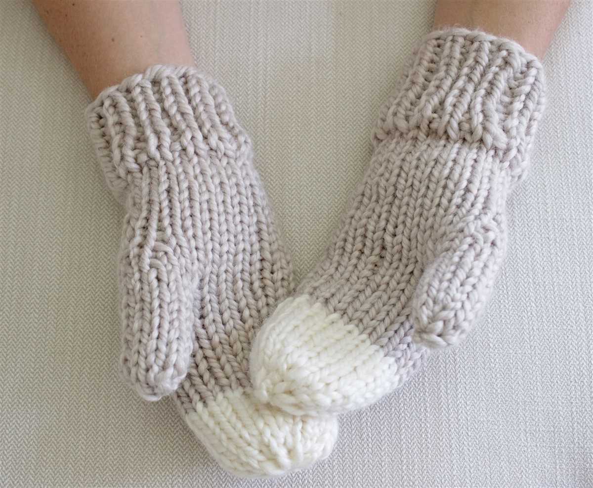 Cable knit mittens free pattern