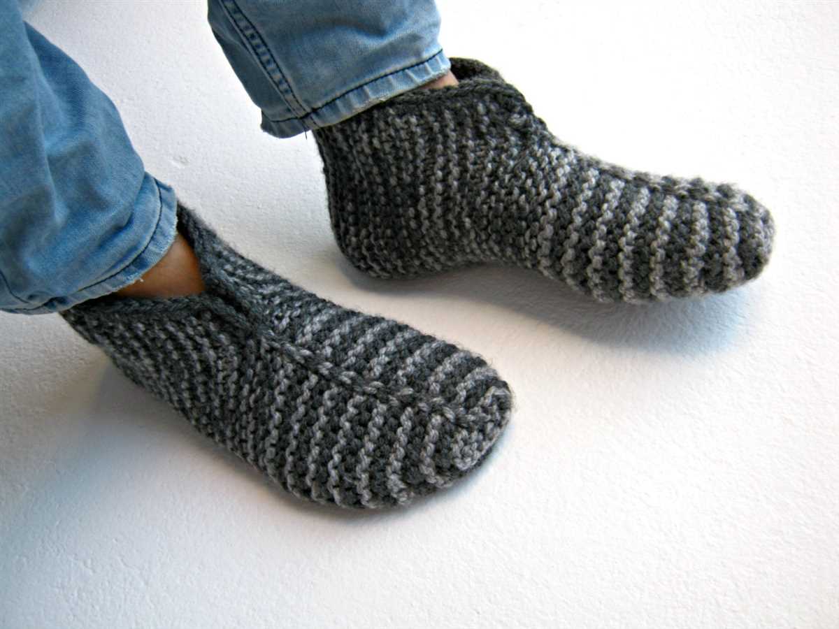 Chunky slipper sock knitting pattern