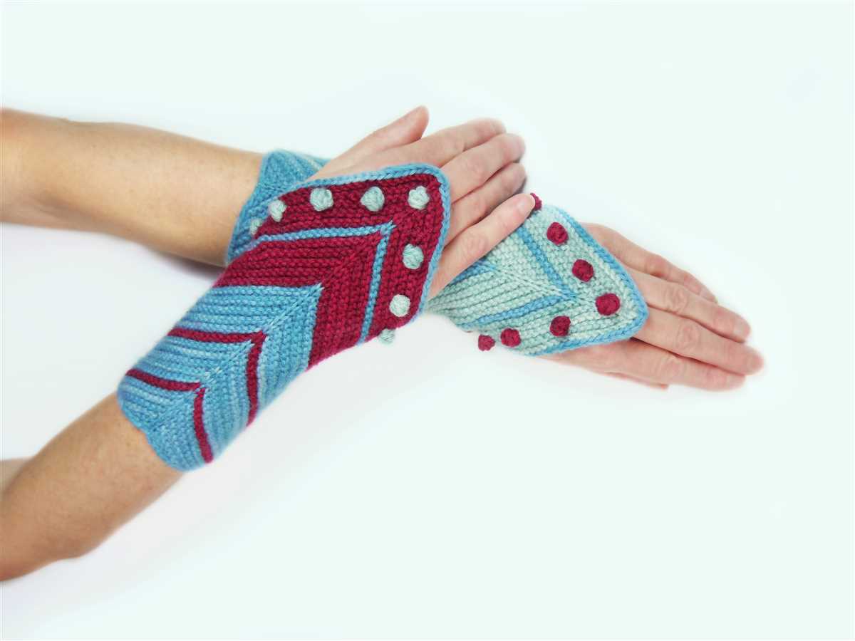 Chunky wrist warmers free knitting pattern