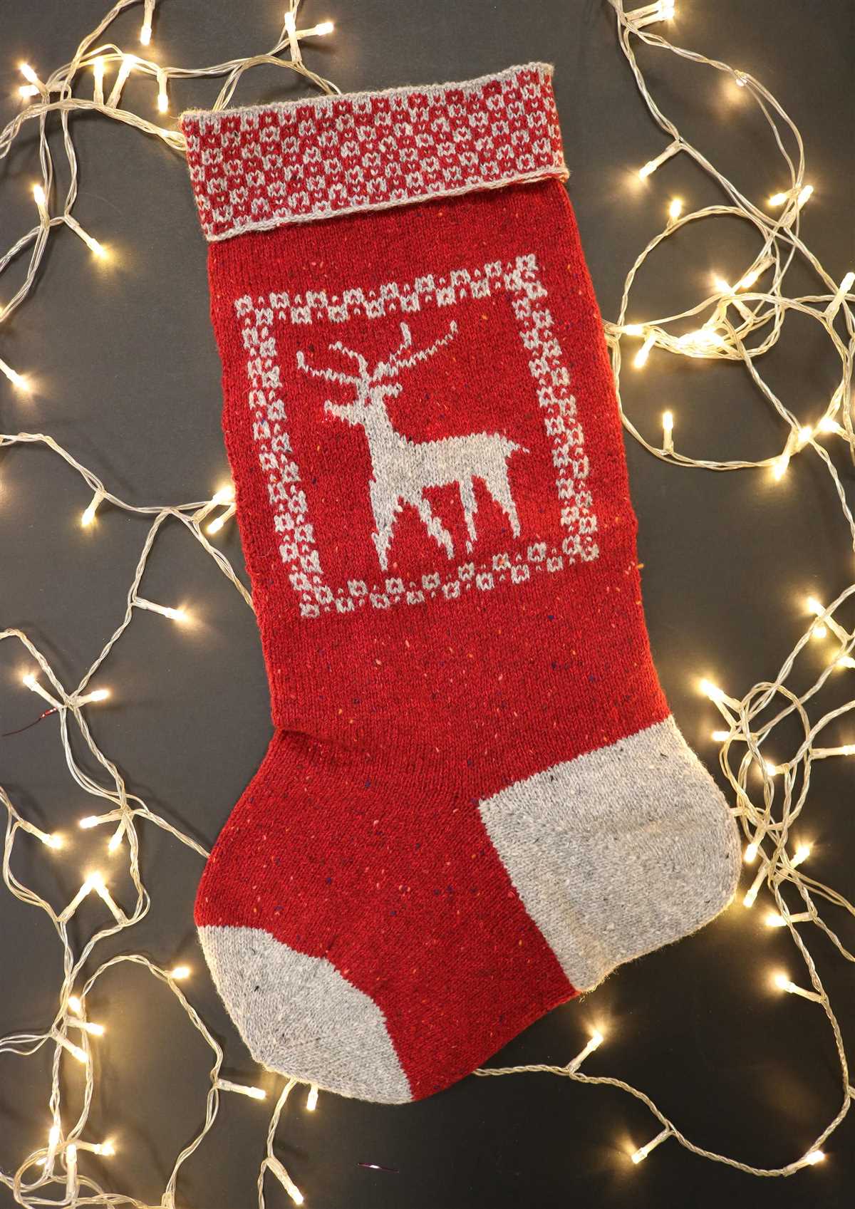 Dog christmas stocking knit pattern