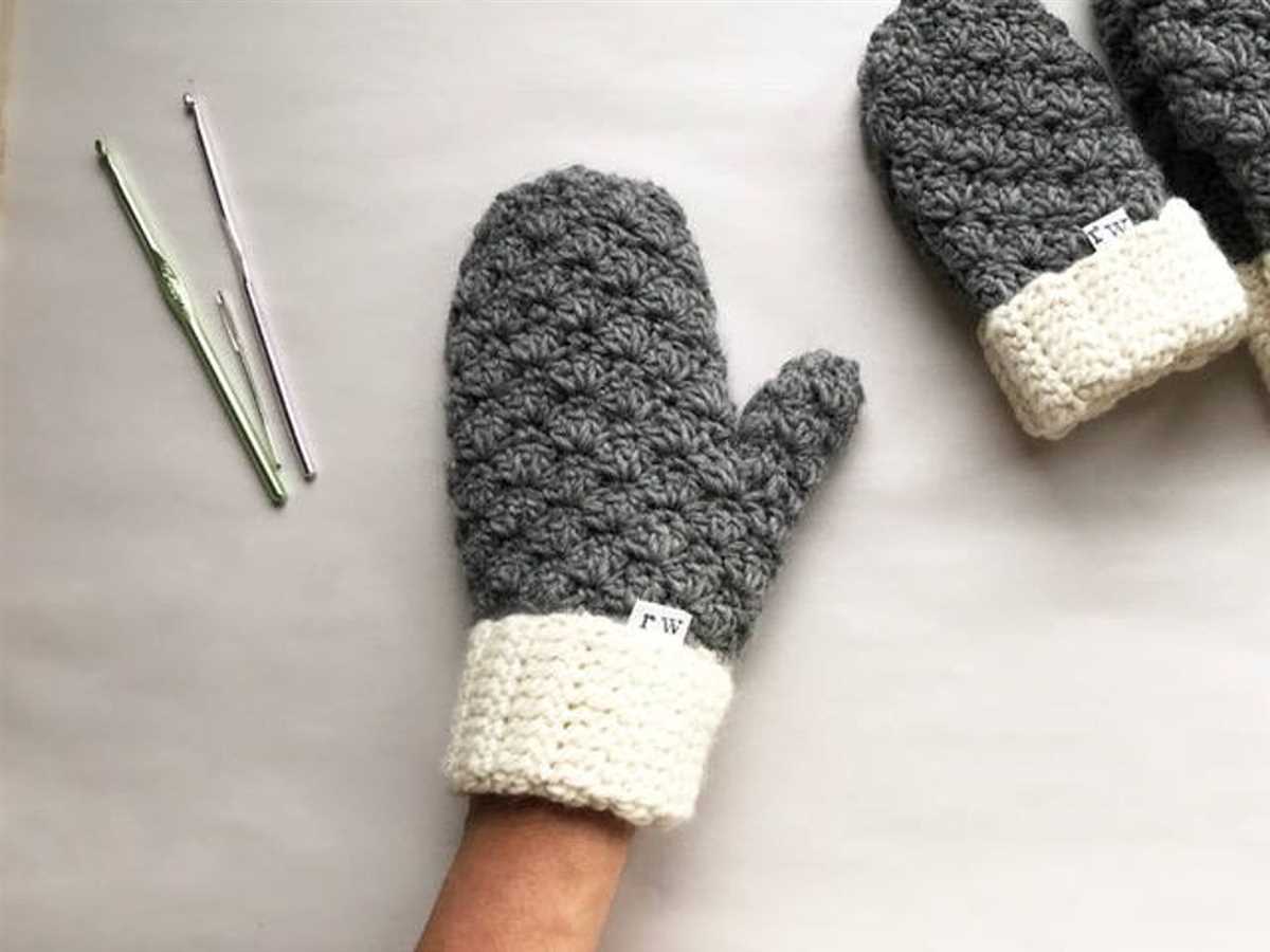 Double layer knit mitten pattern