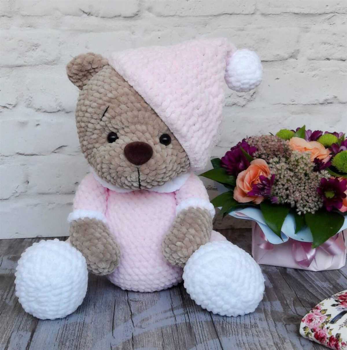 Fluffy teddy bear knitting pattern