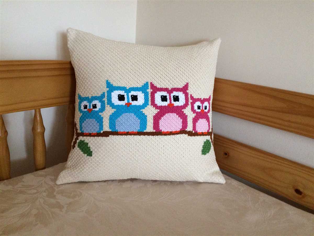 Free christmas cushion cover knitting patterns