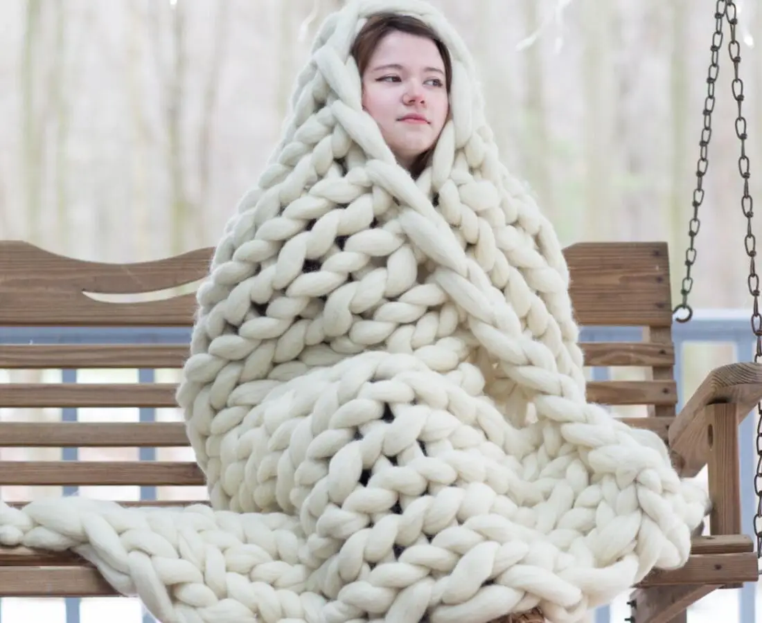 Giant chunky knit blanket pattern