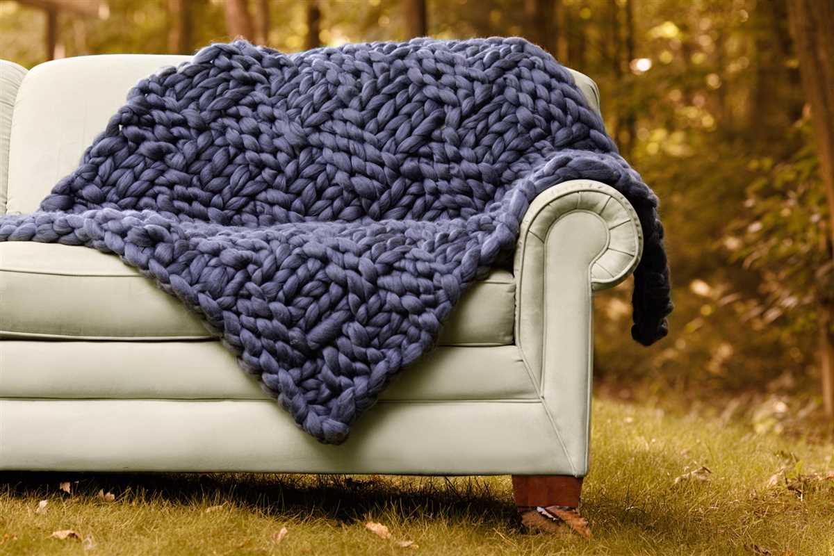 Giant chunky knit blanket pattern
