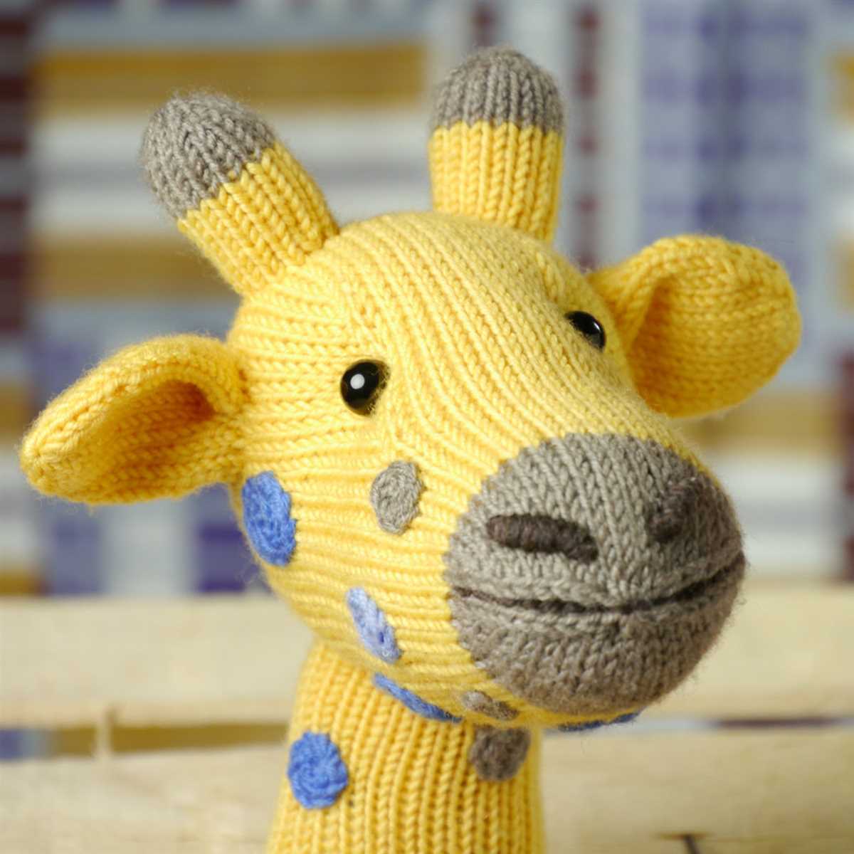 Jasmine the giraffe knitting pattern