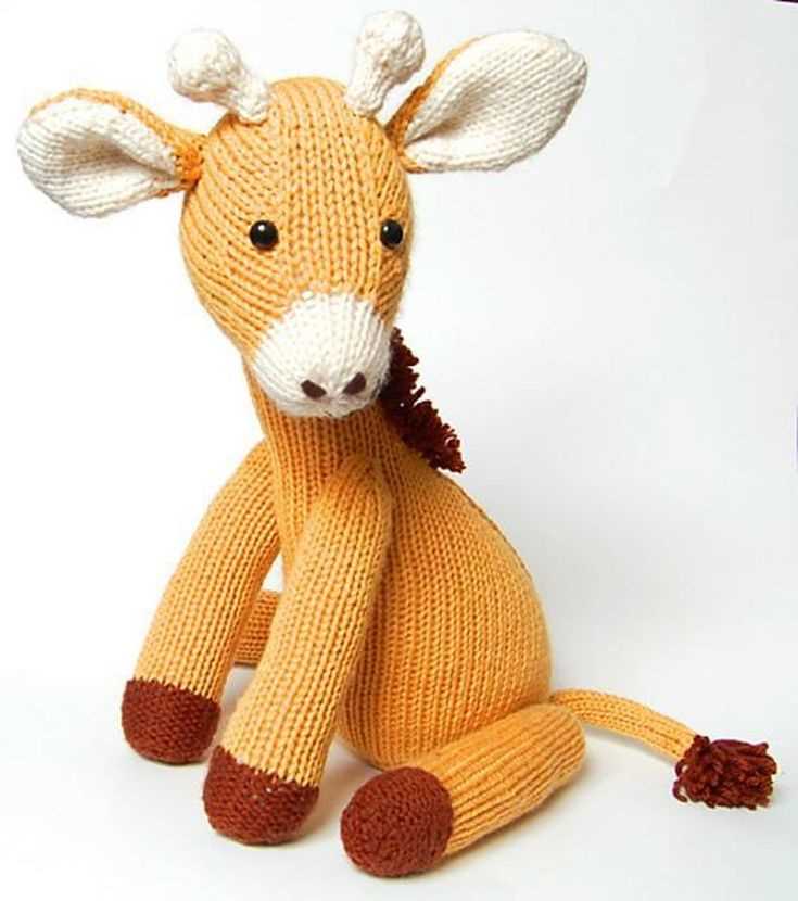 Jasmine the giraffe knitting pattern