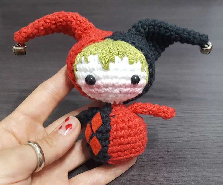 Jester hat knitting pattern