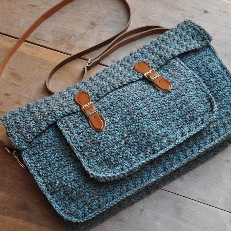 Knit messenger bag pattern