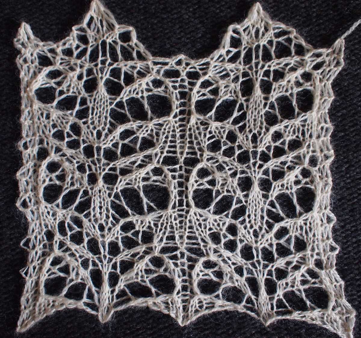 Knit lace pattern free