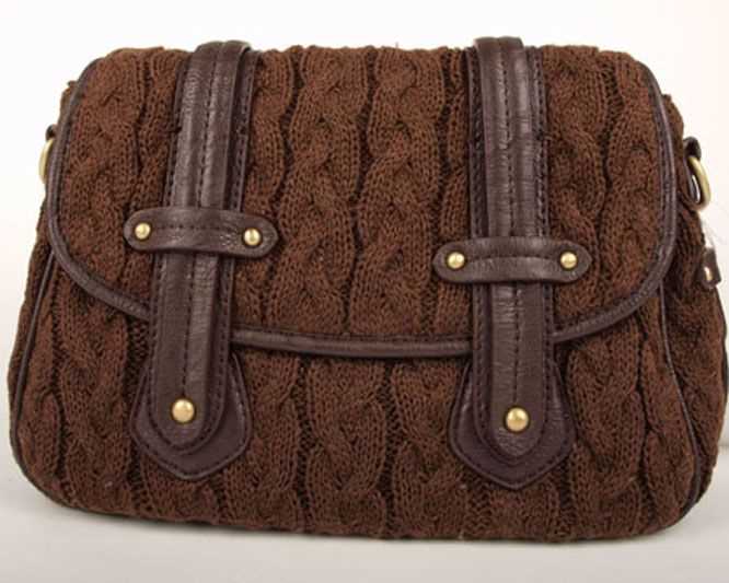 Knit messenger bag pattern