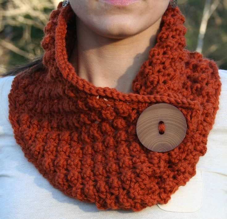 Knitting patterns for cowl neck scarves