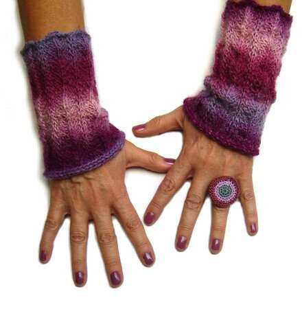 Knitting hand warmers pattern free