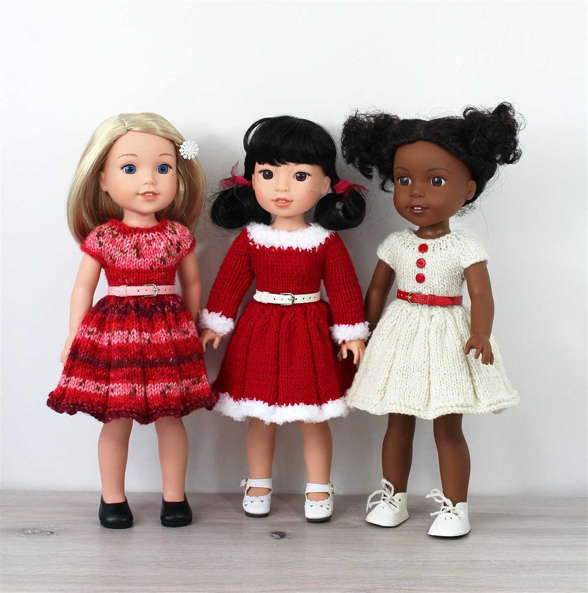 Knitting patterns for 14 inch doll clothes