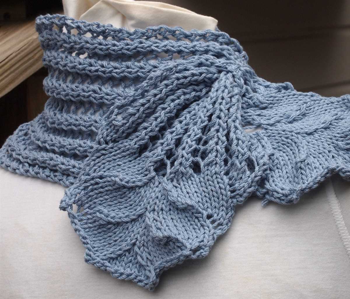 Open weave scarf knitting pattern