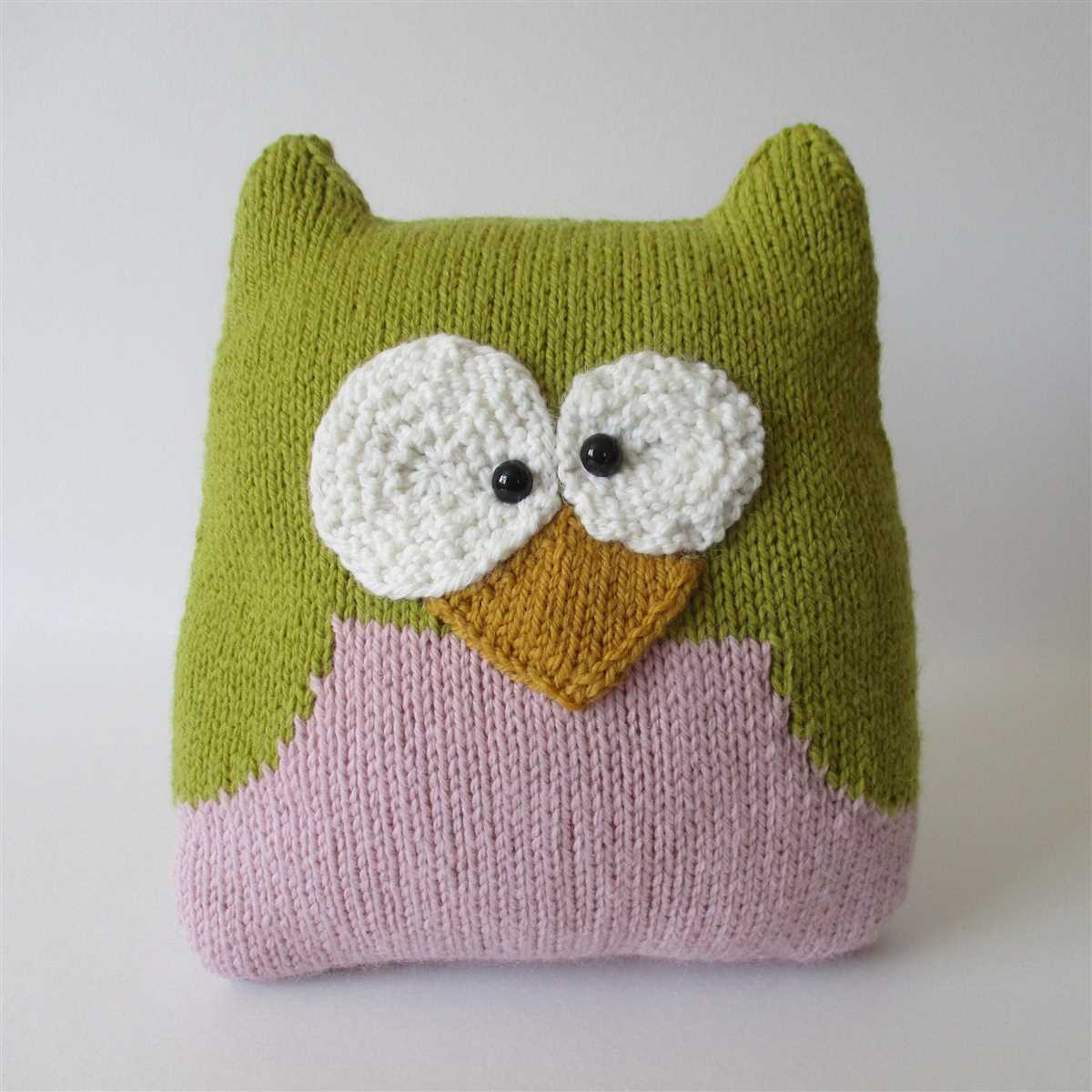 Owl toy knitting pattern