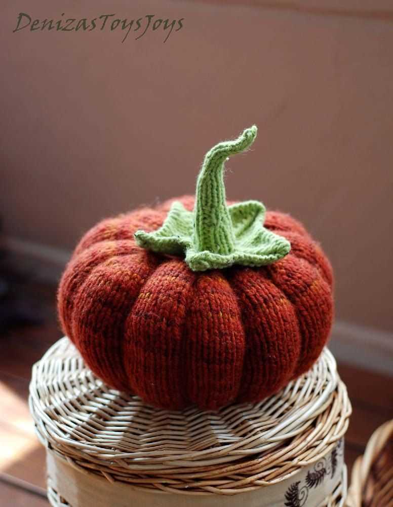 Pattern for knitted pumpkin