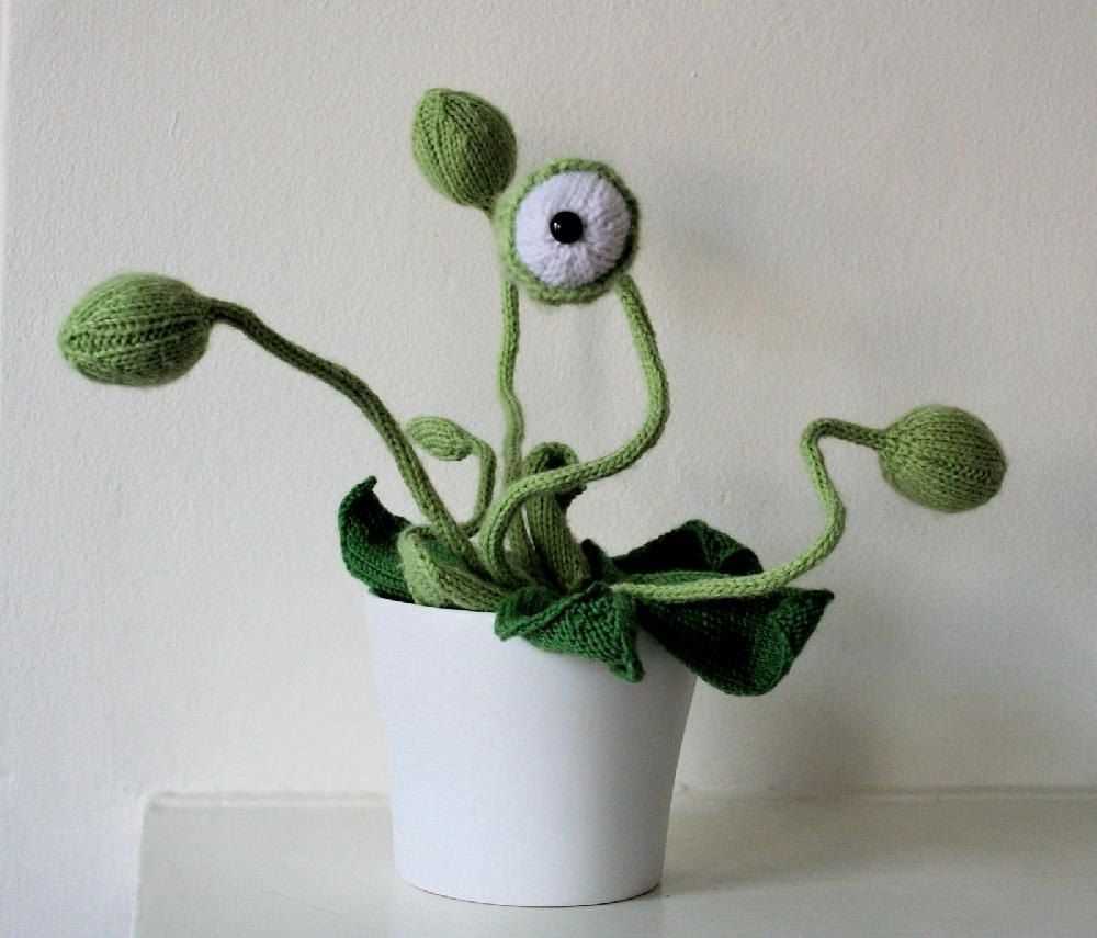 Spooky knitting patterns