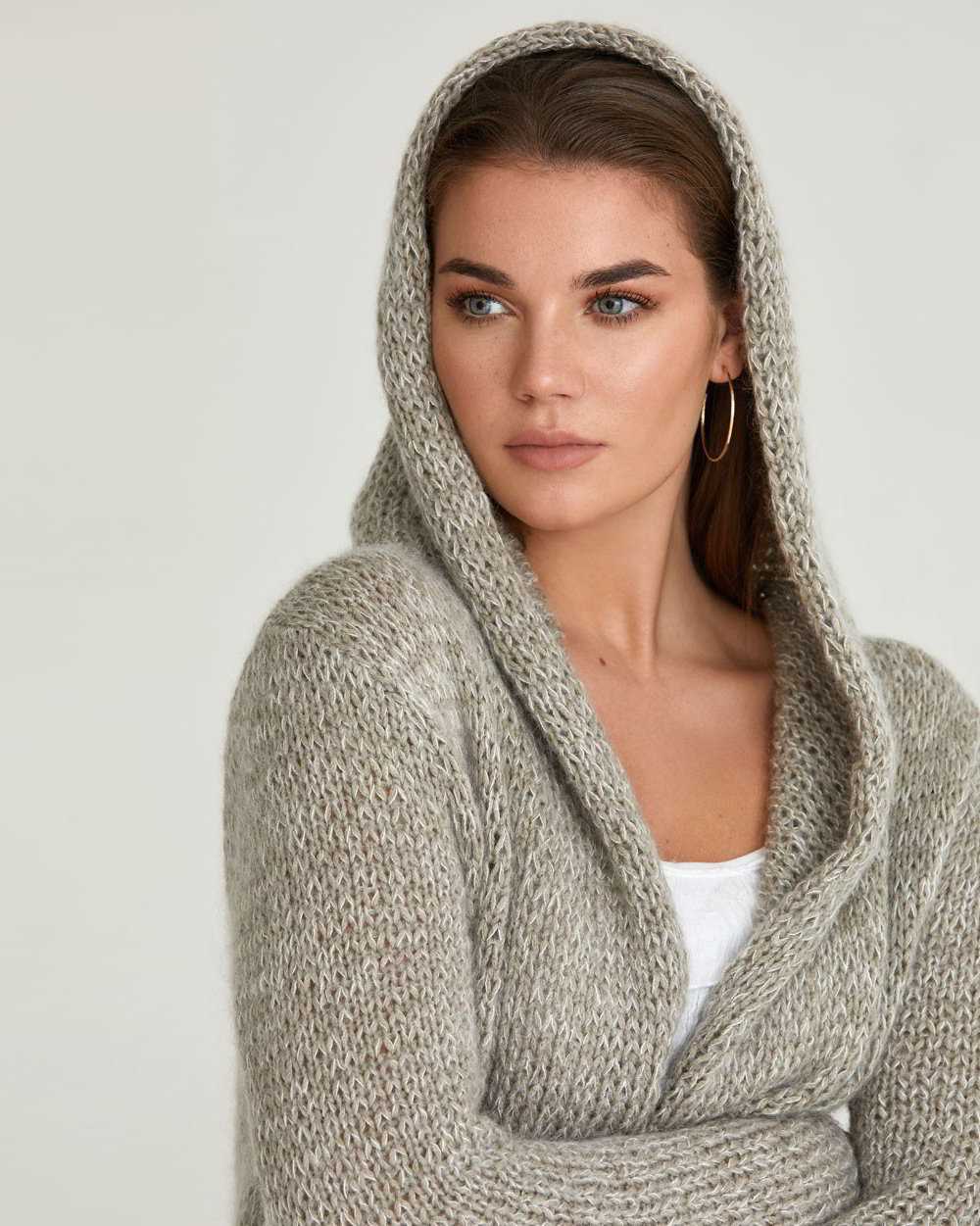 Womens hooded cardigan knitting pattern