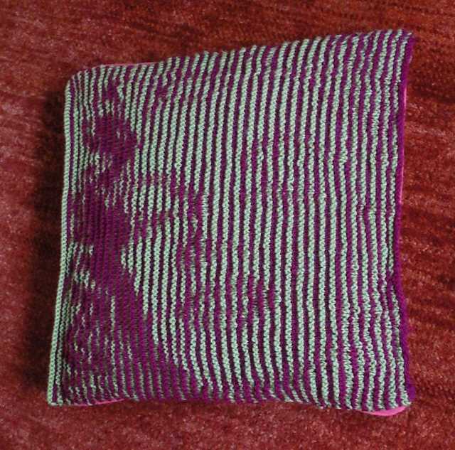 Illusion knitting pattern