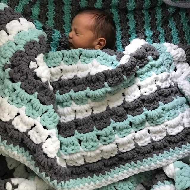 Bernat baby blanket yarn knitting patterns free