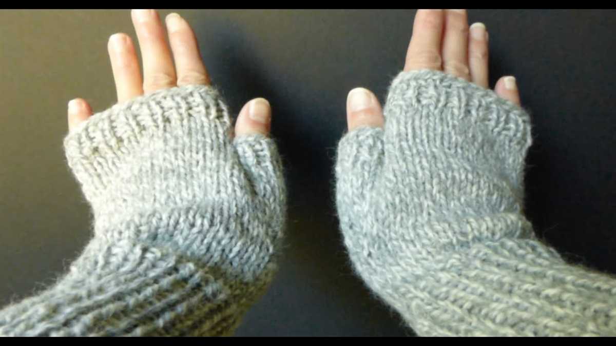Men's half finger gloves knitting pattern