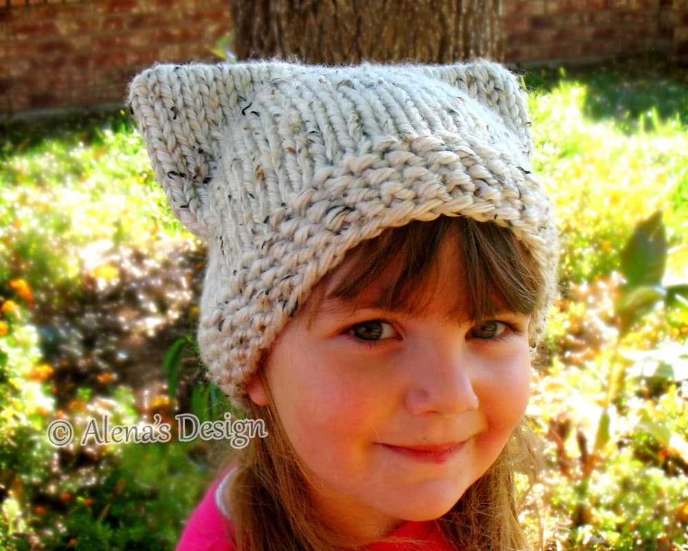 Cat ear beanie knitting pattern