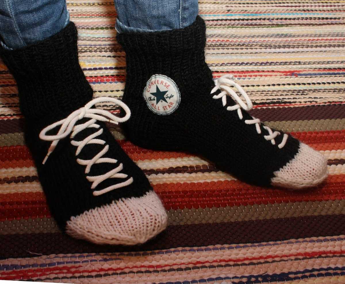 Converse slippers knitting pattern
