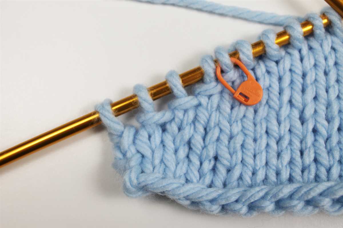 Corkscrew knitting pattern