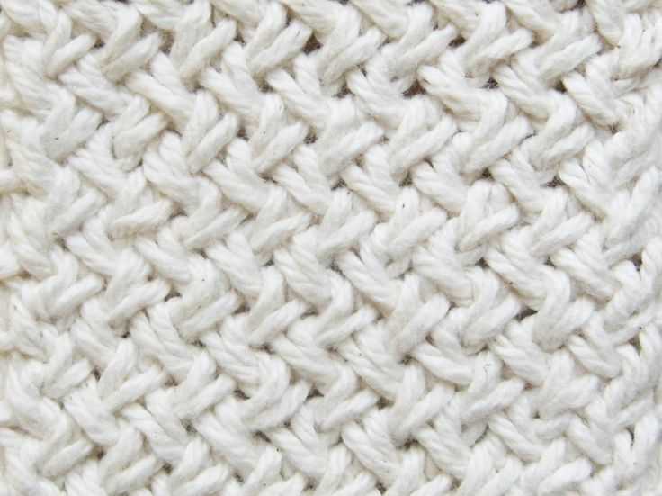 Diagonal rib knitting pattern