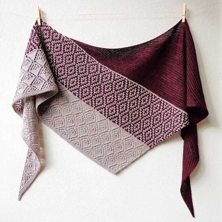 Diagonal shawl knitting pattern