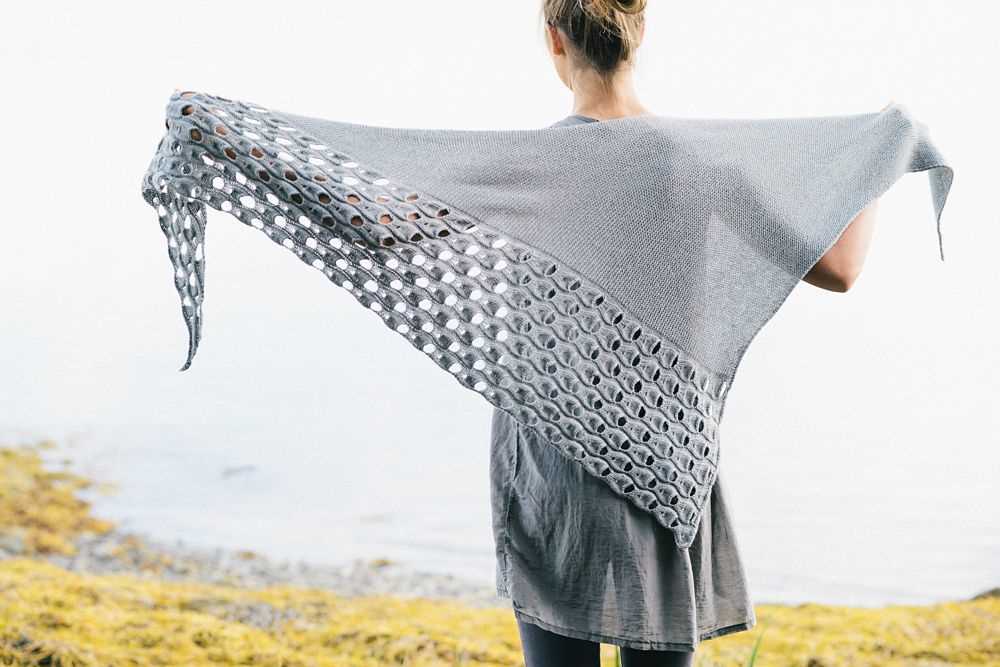 Machine knit shawl pattern
