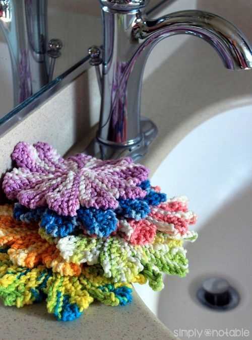 Mini almost lost washcloth knitting pattern