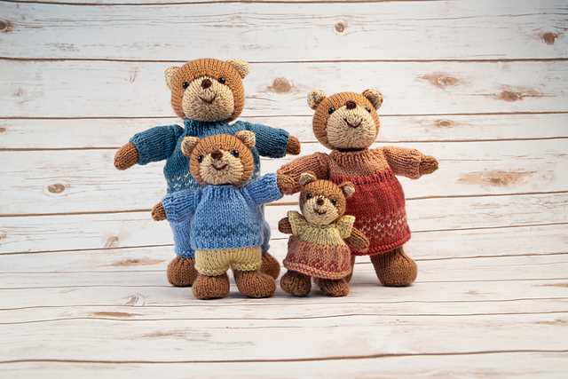 Family circle paddington bear knitting pattern