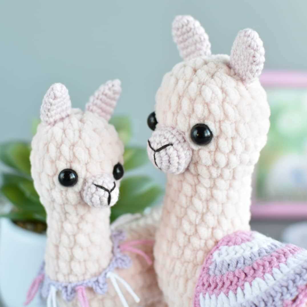 Cute knitted animal patterns