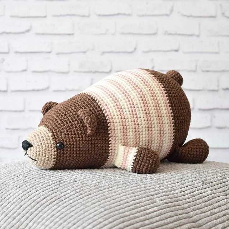Fluffy teddy bear knitting pattern