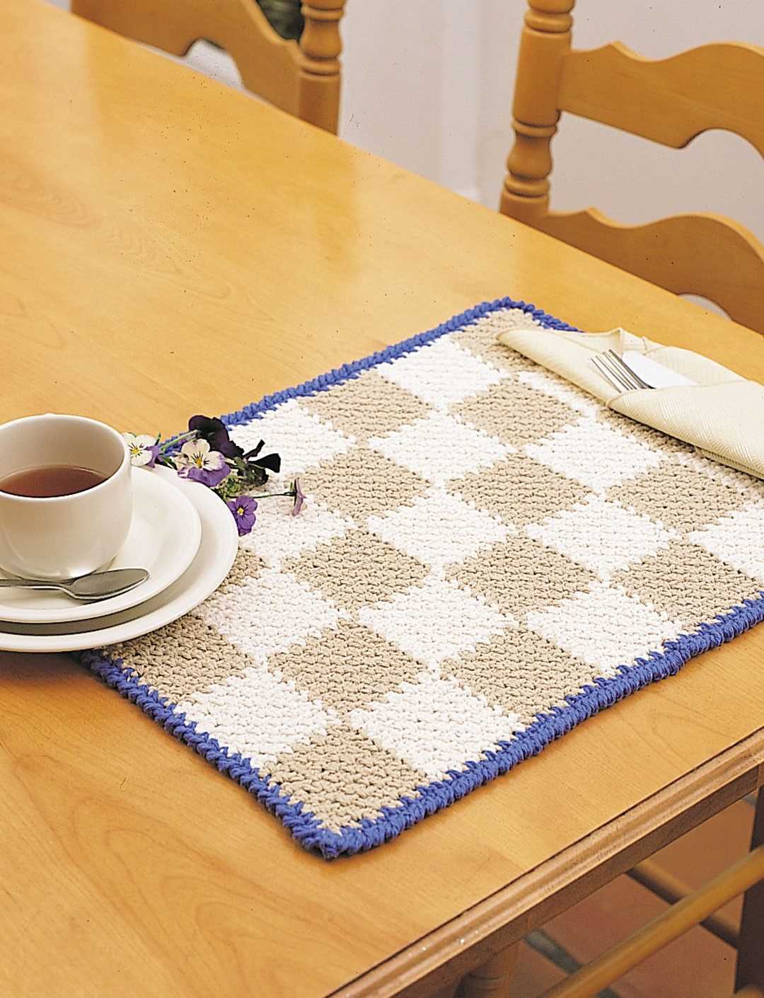 Yarnspirations.com free knitting patterns