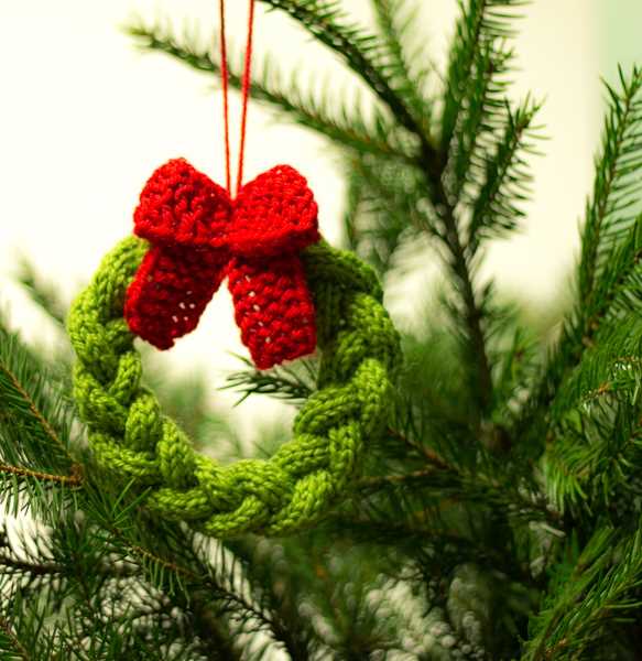 Free knitted christmas bell pattern