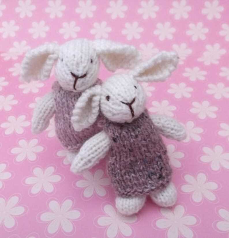 Free knitted bunny pattern