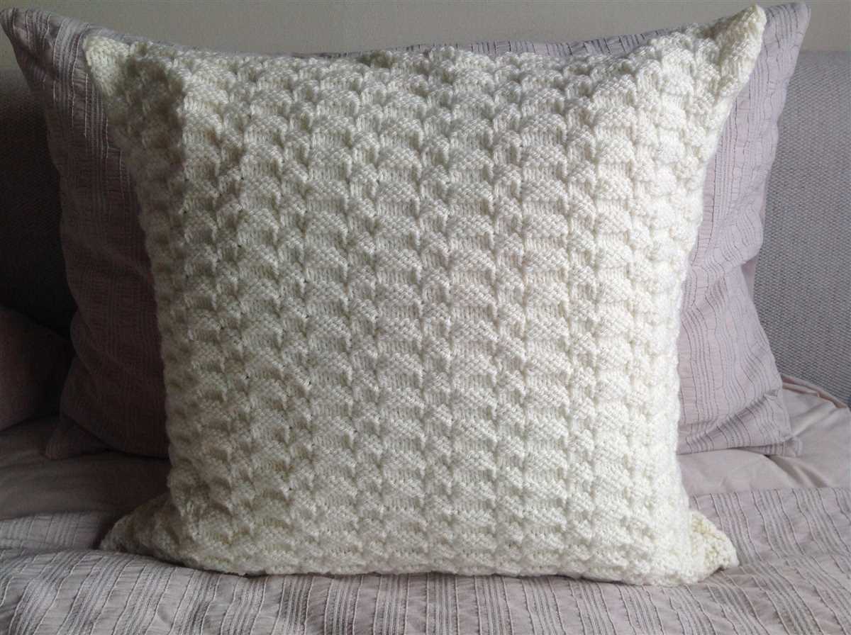 Free knitting pattern cushion cover chunky wool